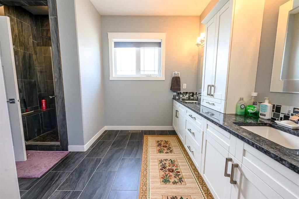 7041 85 Street  - Photo 25