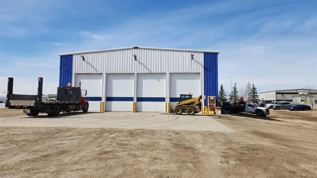 8901 99 Street  - Photo 5