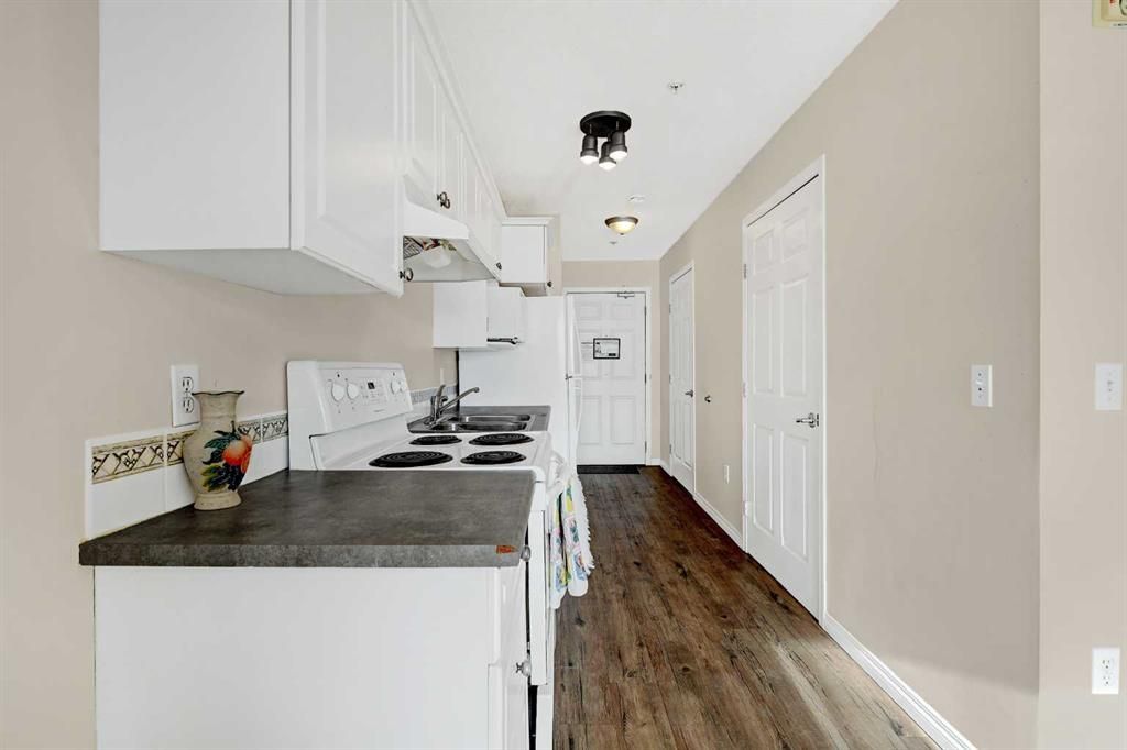 228, 10402 111 Street  - Photo 6