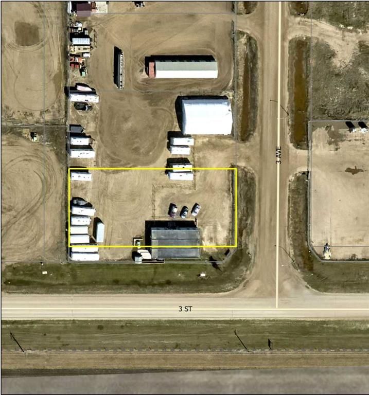 301 3rd Avenue W - Photo 3