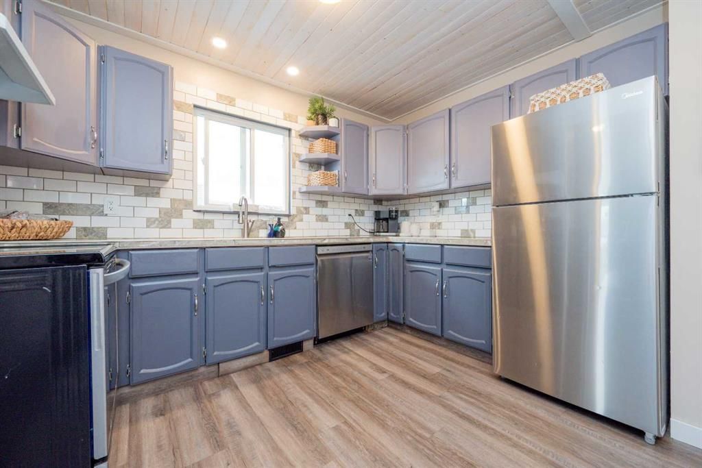 6350 93 Street  - Photo 5