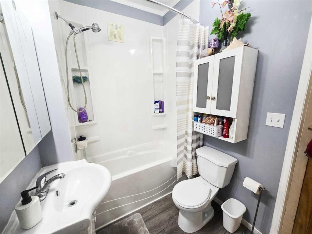 4704 47 Avenue  - Photo 14