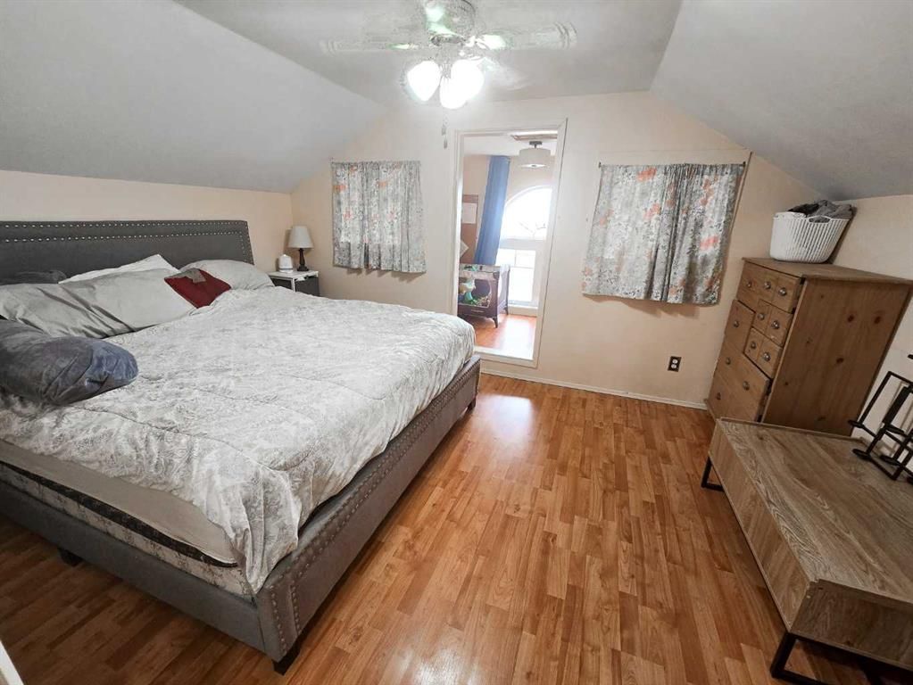 4704 47 Avenue  - Photo 22