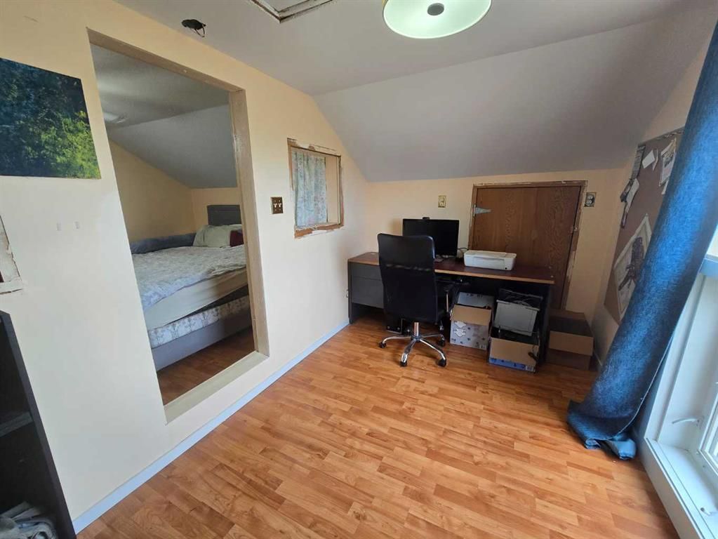 4704 47 Avenue  - Photo 23