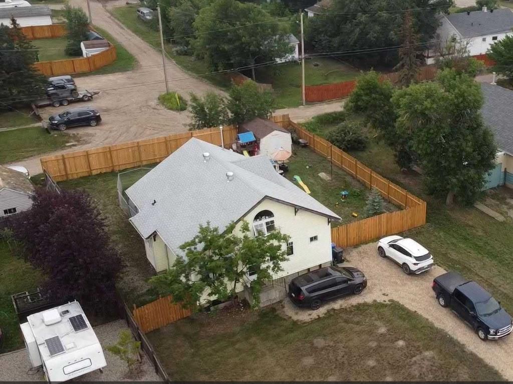 4704 47 Avenue  - Photo 37