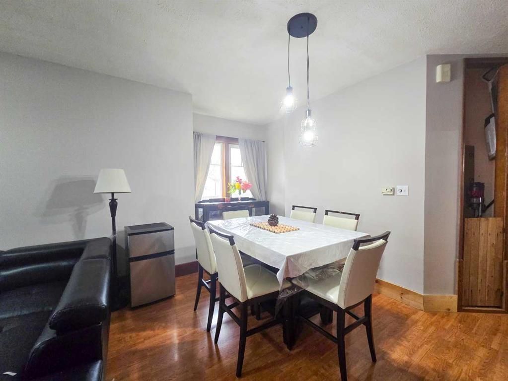 4704 47 Avenue  - Photo 5