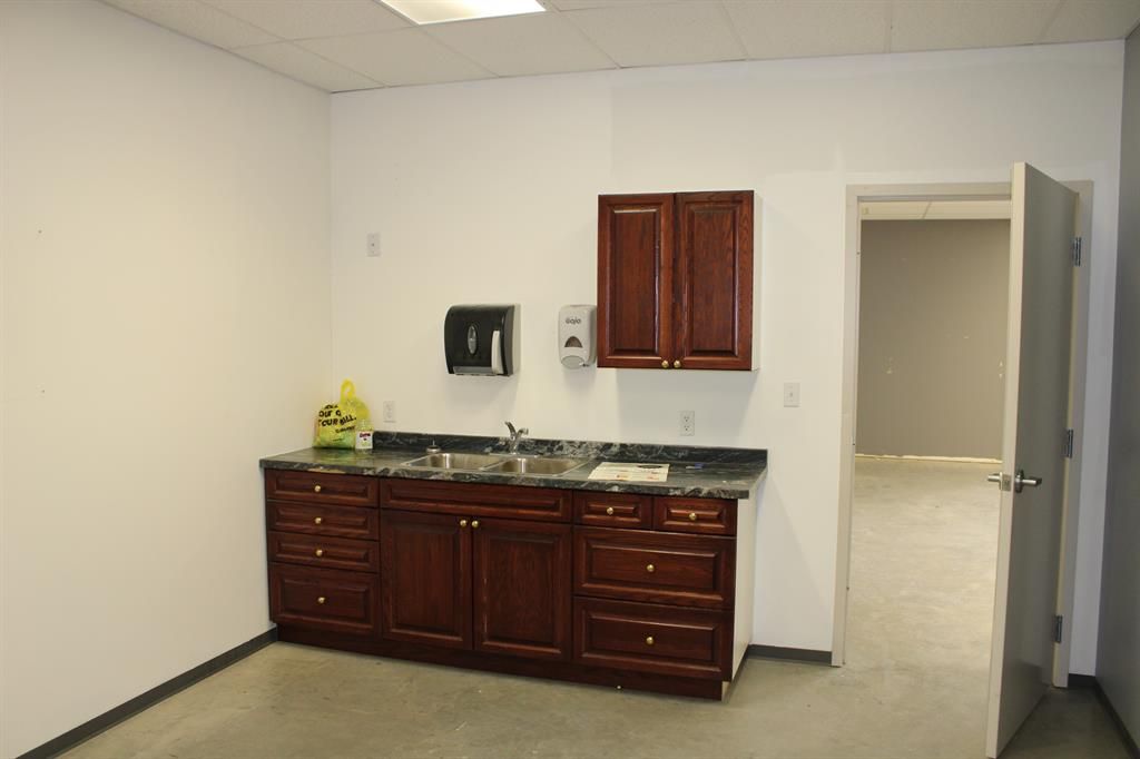 100, 8301 99 Street  - Photo 7