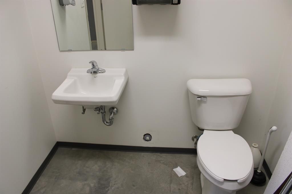 100, 8301 99 Street  - Photo 8