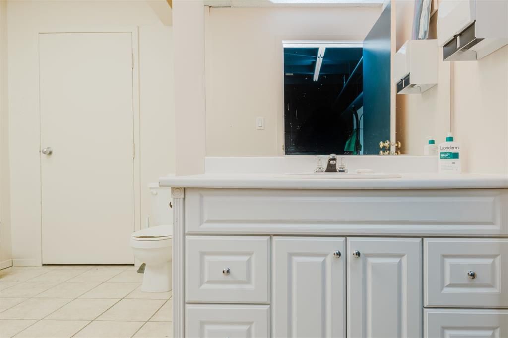 110, 9899 112 Avenue  - Photo 10