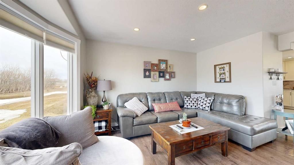 64033 Township Road 720   - Photo 16