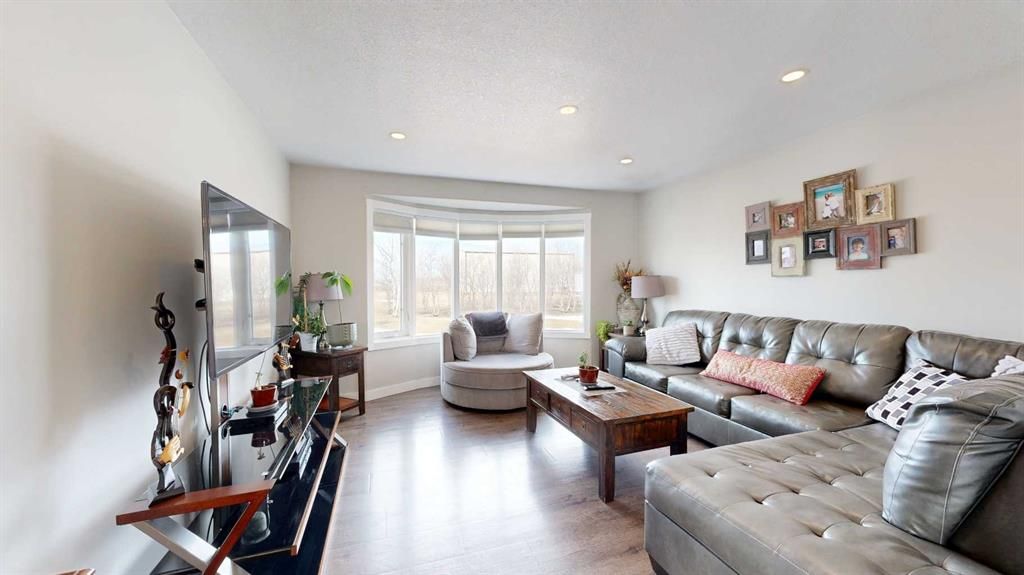 64033 Township Road 720   - Photo 17