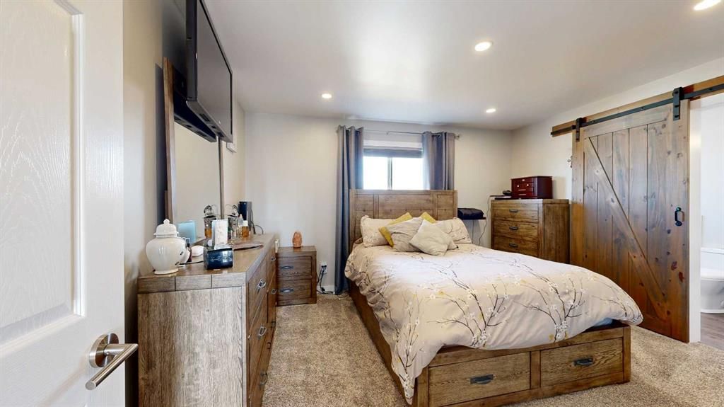 64033 Township Road 720   - Photo 24