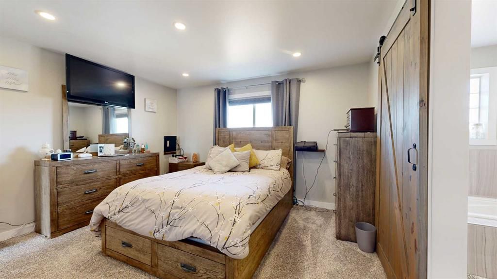 64033 Township Road 720   - Photo 26