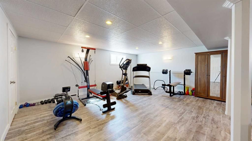 64033 Township Road 720   - Photo 42