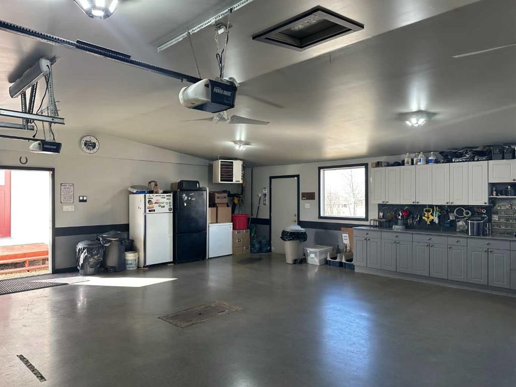 64033 Township Road 720   - Photo 47