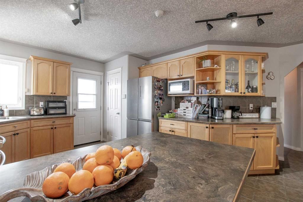 12413 105 Street  - Photo 11