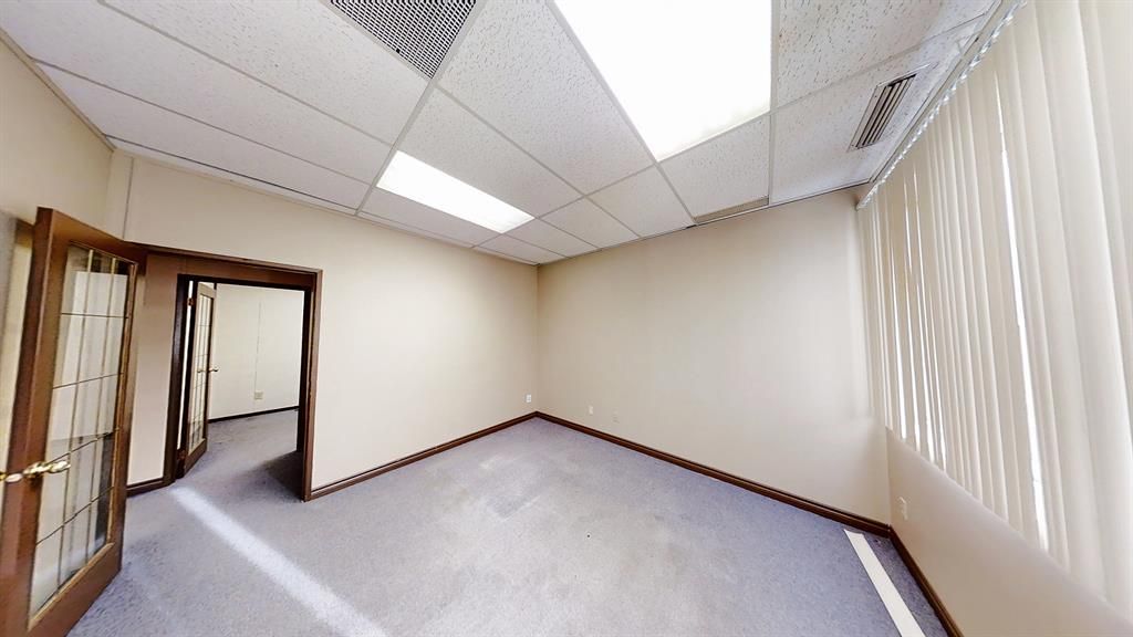 9914 109 Avenue  - Photo 12