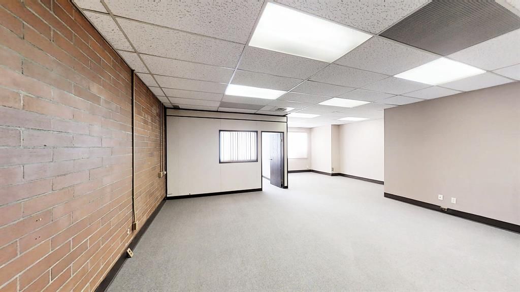 9914 109 Avenue  - Photo 7