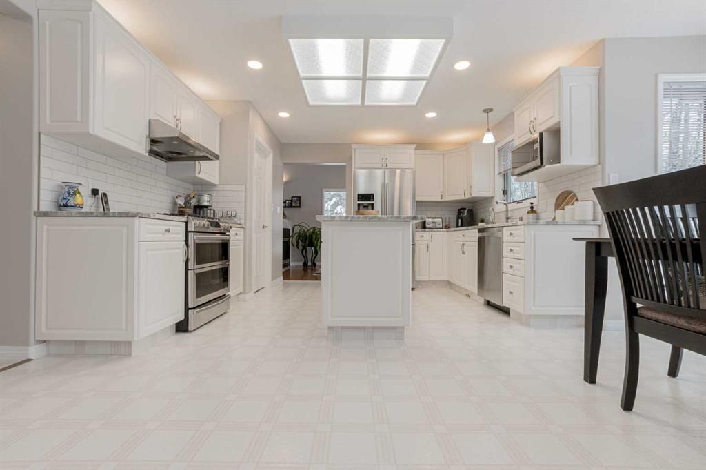 711044 Range Road 55   - Photo 16