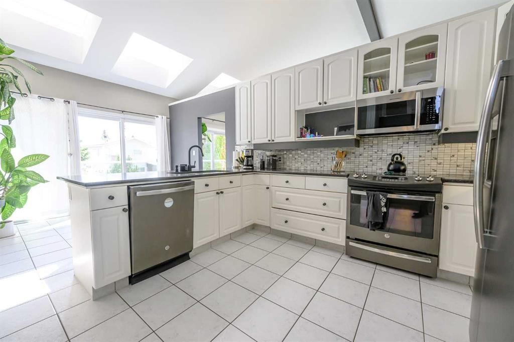 6105 95 Street  - Photo 16