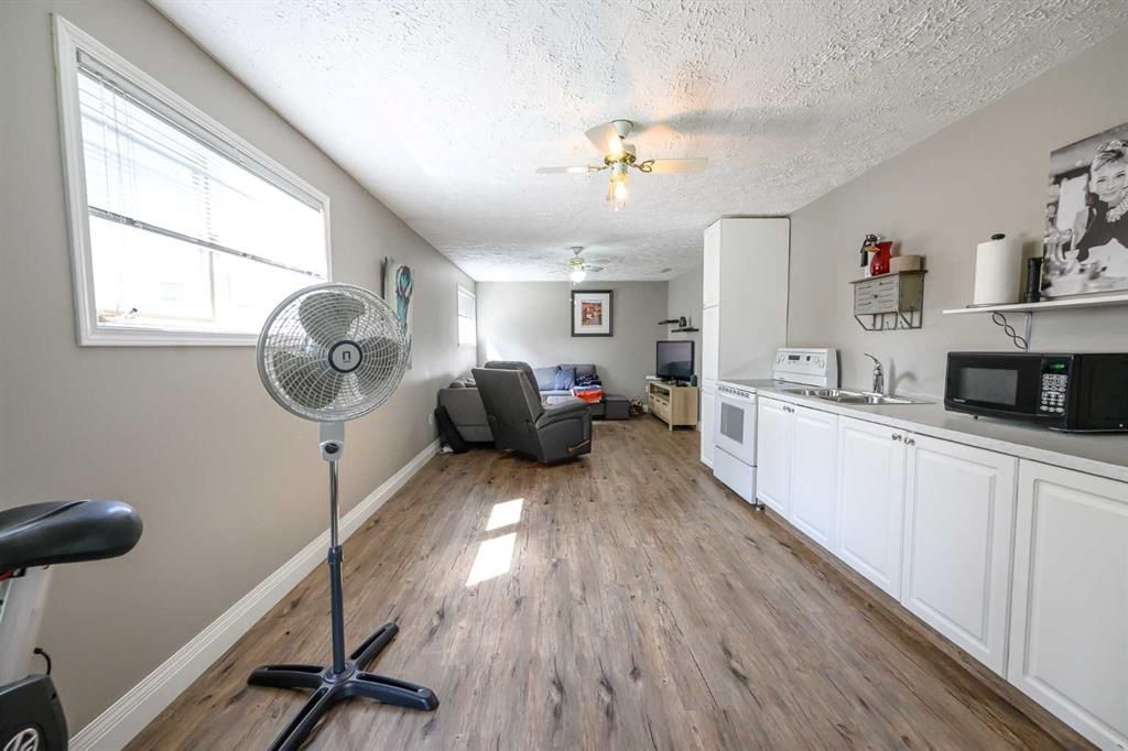 6105 95 Street  - Photo 34