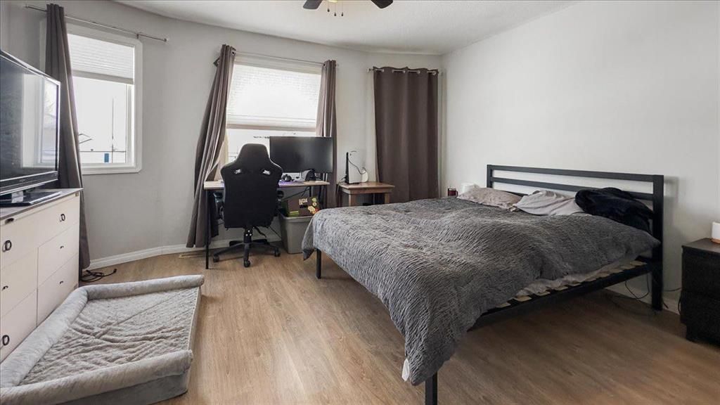 9714 90A Street  - Photo 10