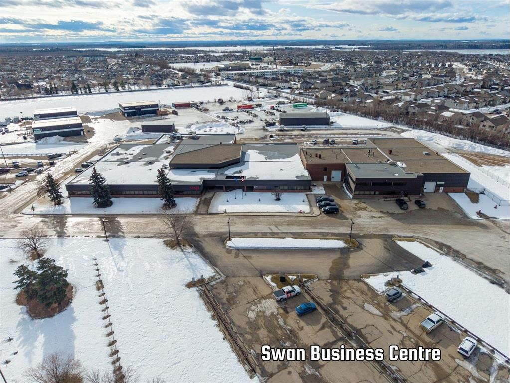 299, 11039 78 Avenue  - Photo 1