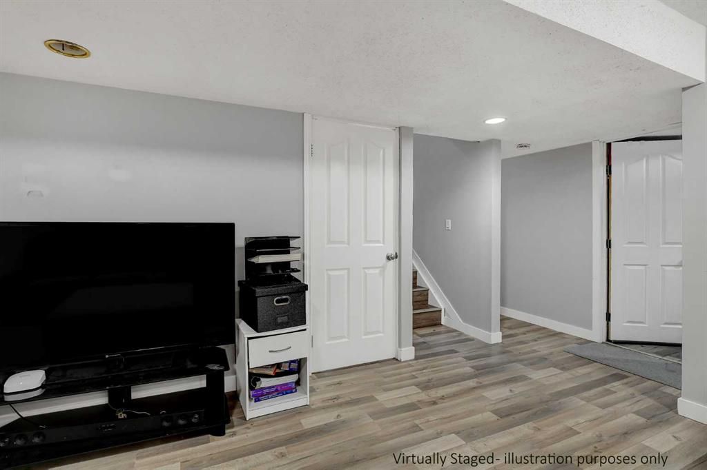 9421 70 Avenue  - Photo 21