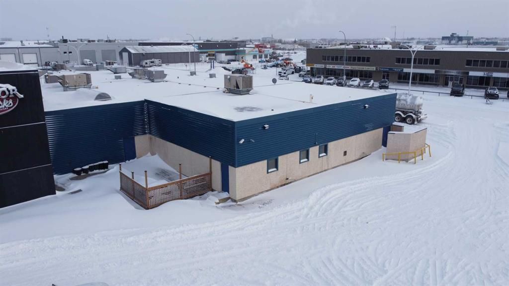 11201 100 Avenue  - Photo 3