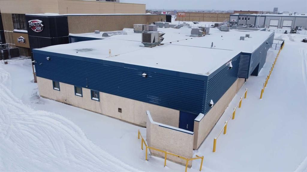 11201 100 Avenue  - Photo 4