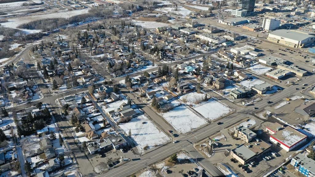 10002 94 Avenue  - Photo 5