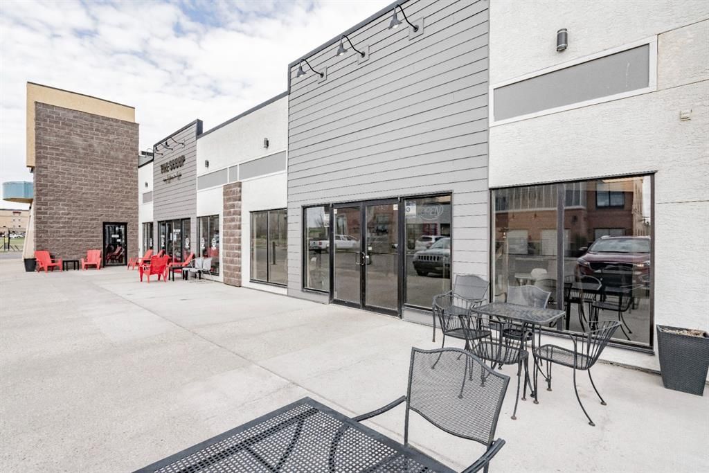 103, 10635 West Side Drive  - Photo 2