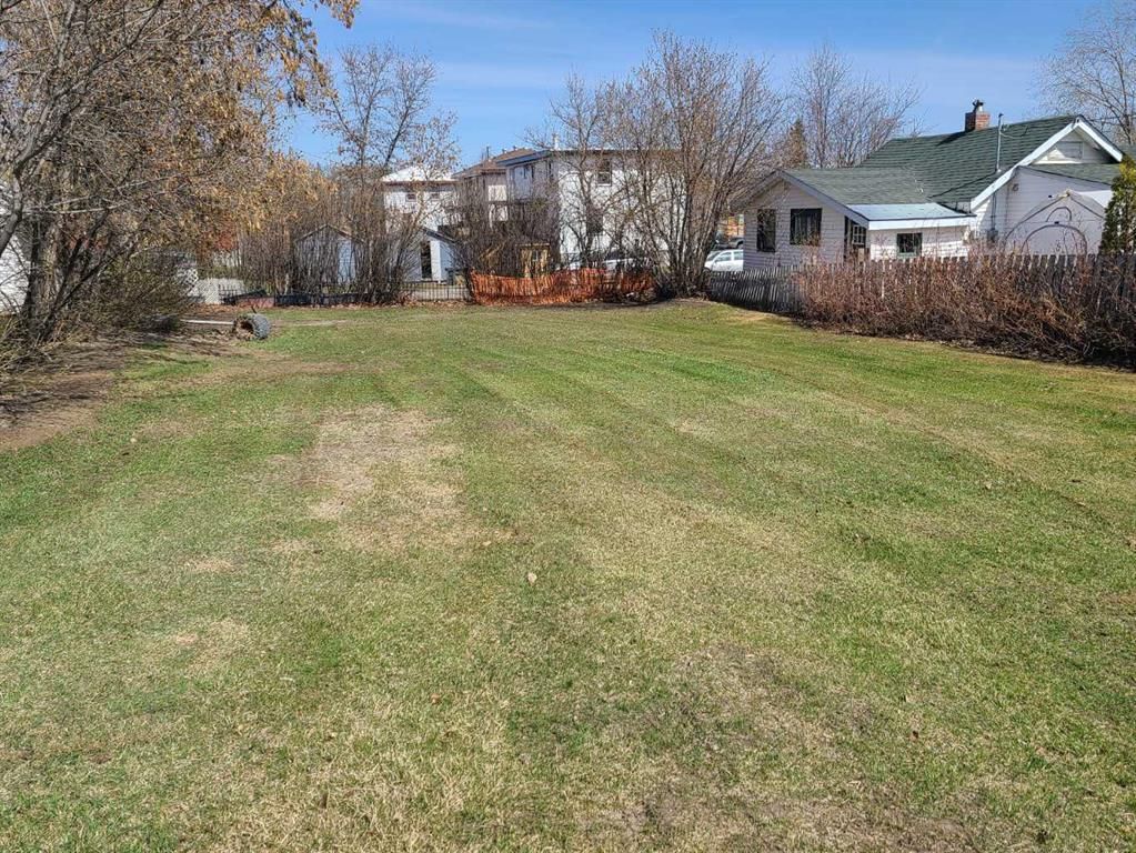 10022 98 Street  - Photo 5