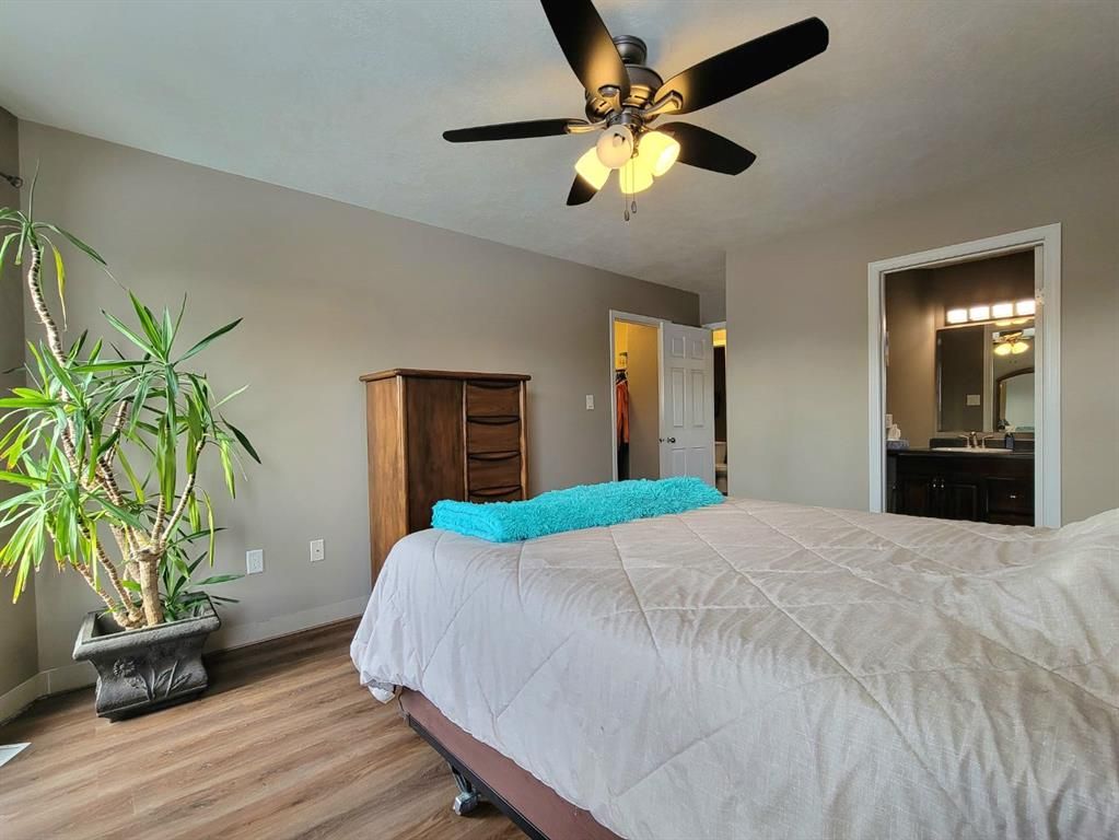 1056 10 Street  - Photo 18