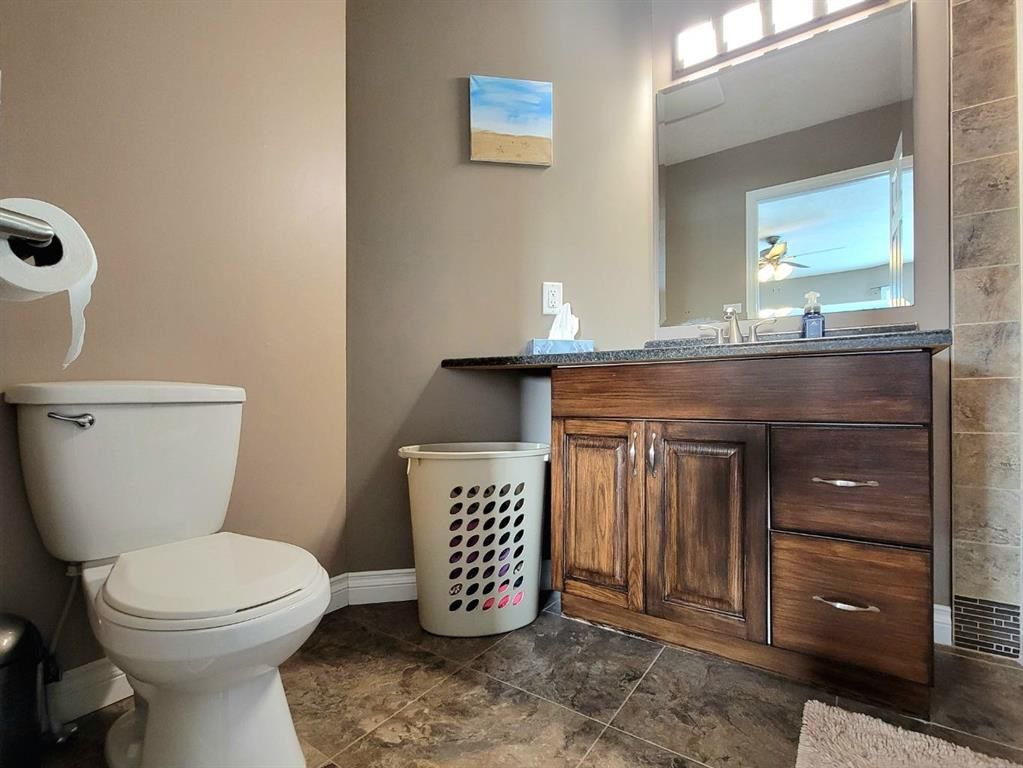 1056 10 Street  - Photo 20