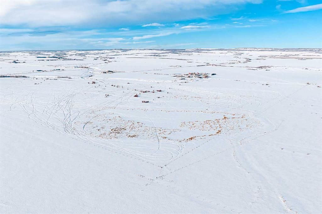 PT. NW-19-73-4-W6 734 Township  - Photo 8