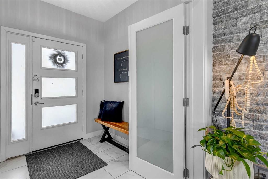 8614 88 Street  - Photo 3