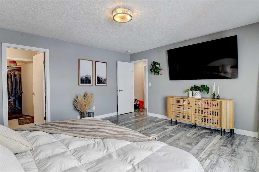 8614 88 Street  - Photo 30