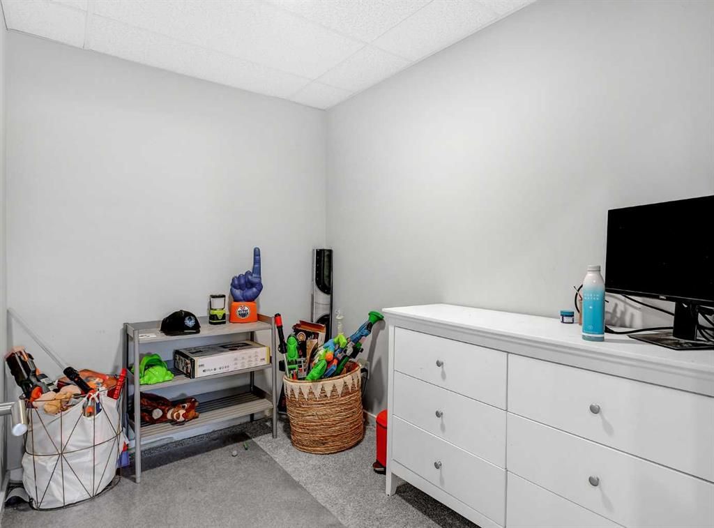 8614 88 Street  - Photo 44