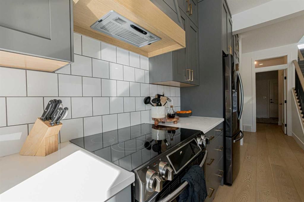 10709 152B Avenue  - Photo 12