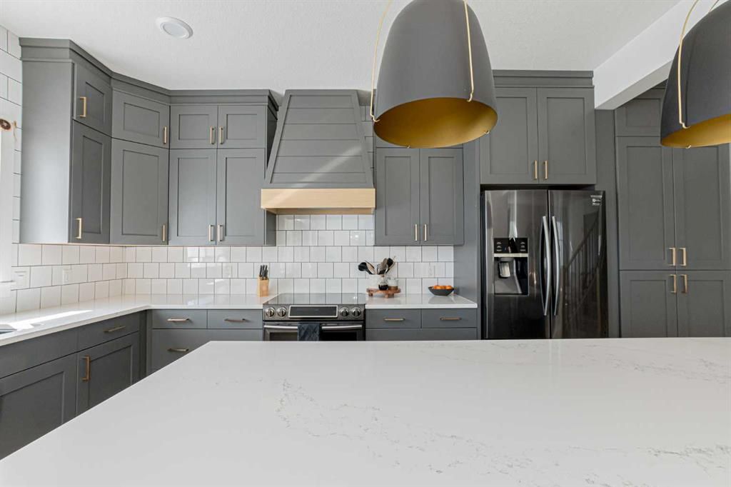 10709 152B Avenue  - Photo 17