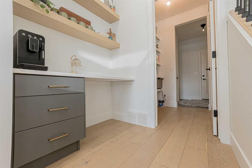 10709 152B Avenue  - Photo 21