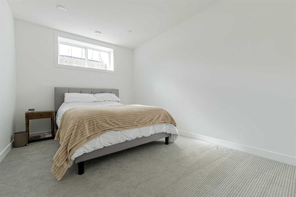 10709 152B Avenue  - Photo 41