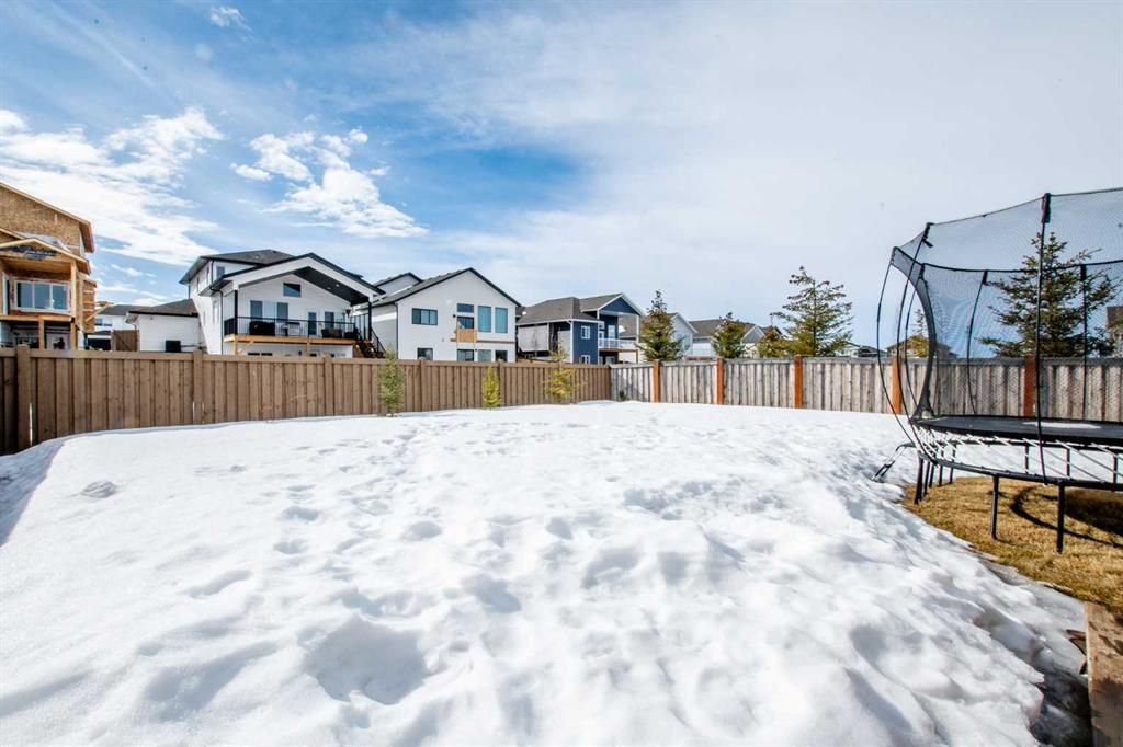 10709 152B Avenue  - Photo 44