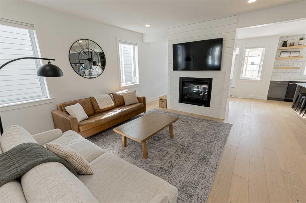 10709 152B Avenue  - Photo 6