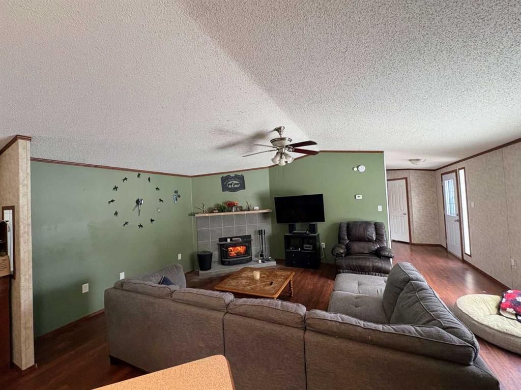 101071 Township Road 740   - Photo 10