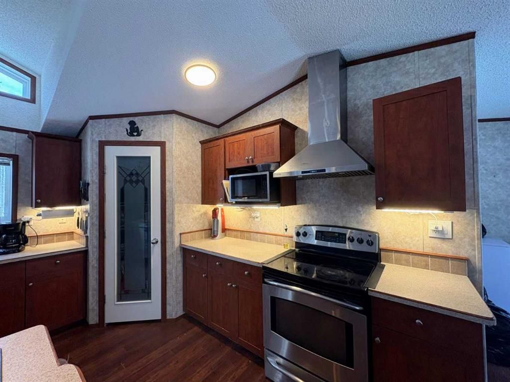 101071 Township Road 740   - Photo 14