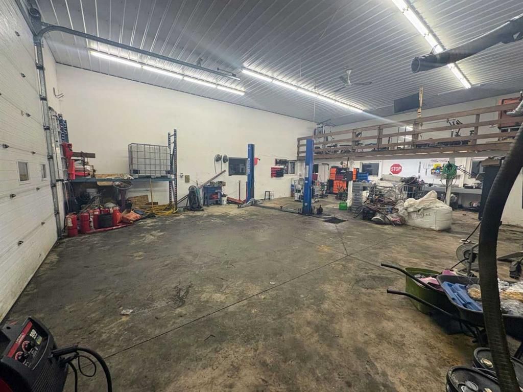 101071 Township Road 740   - Photo 22