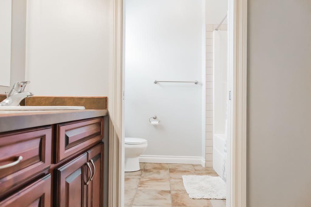 10626 CARRIAGE LANE Drive  - Photo 40