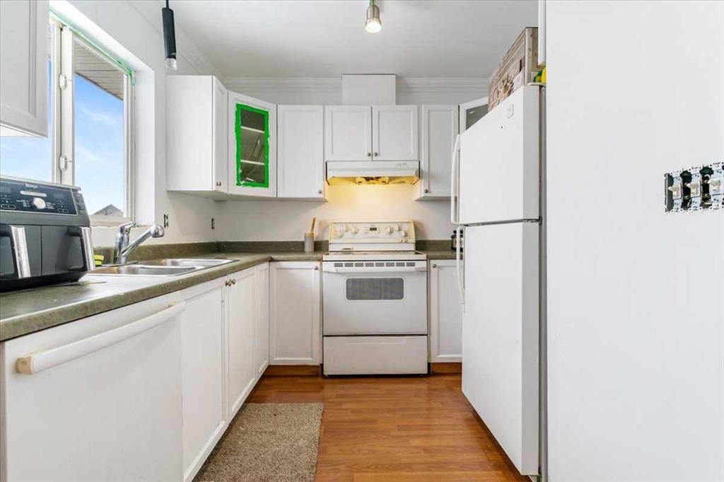 7214 106 Street  - Photo 5